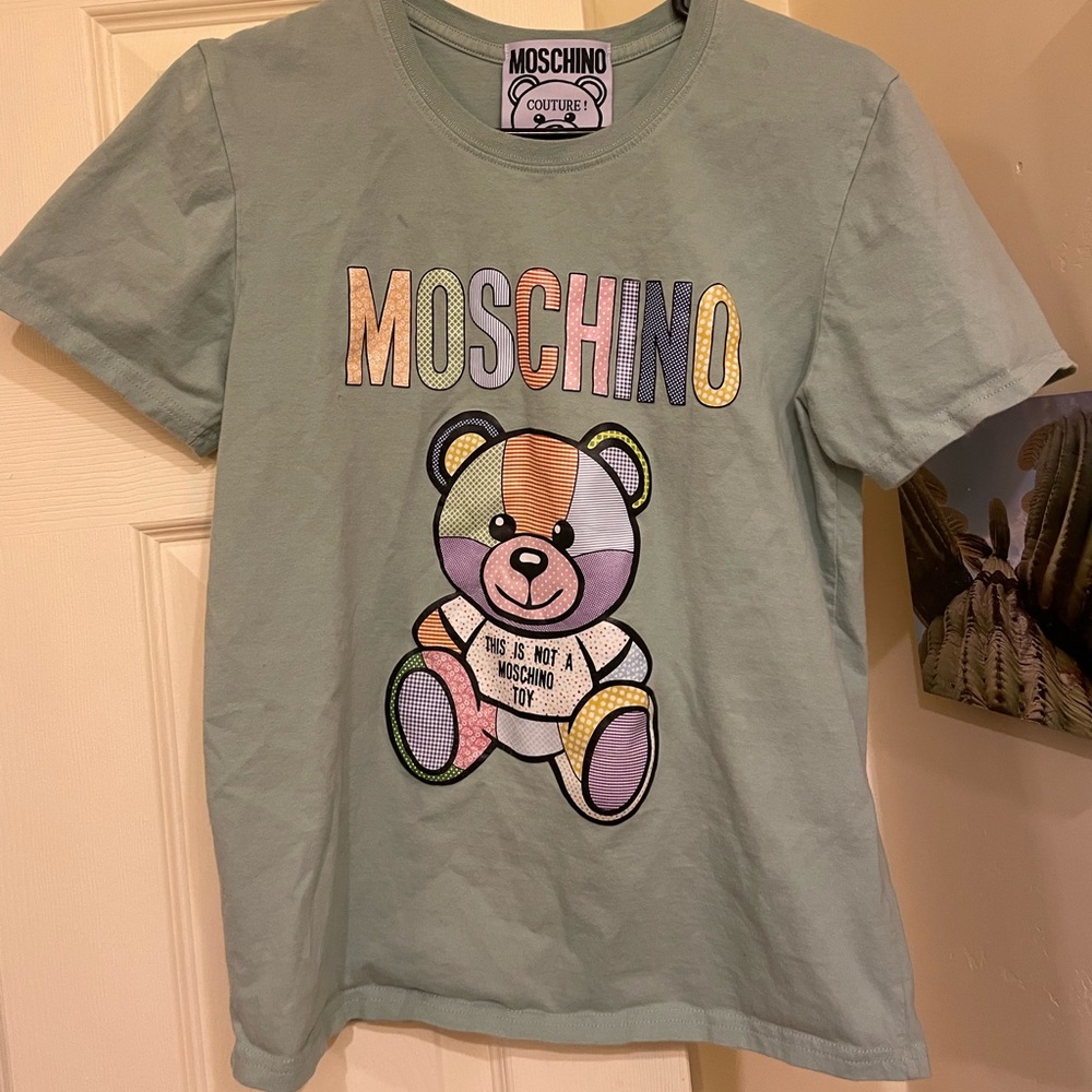 Moschino teddy tshirt small